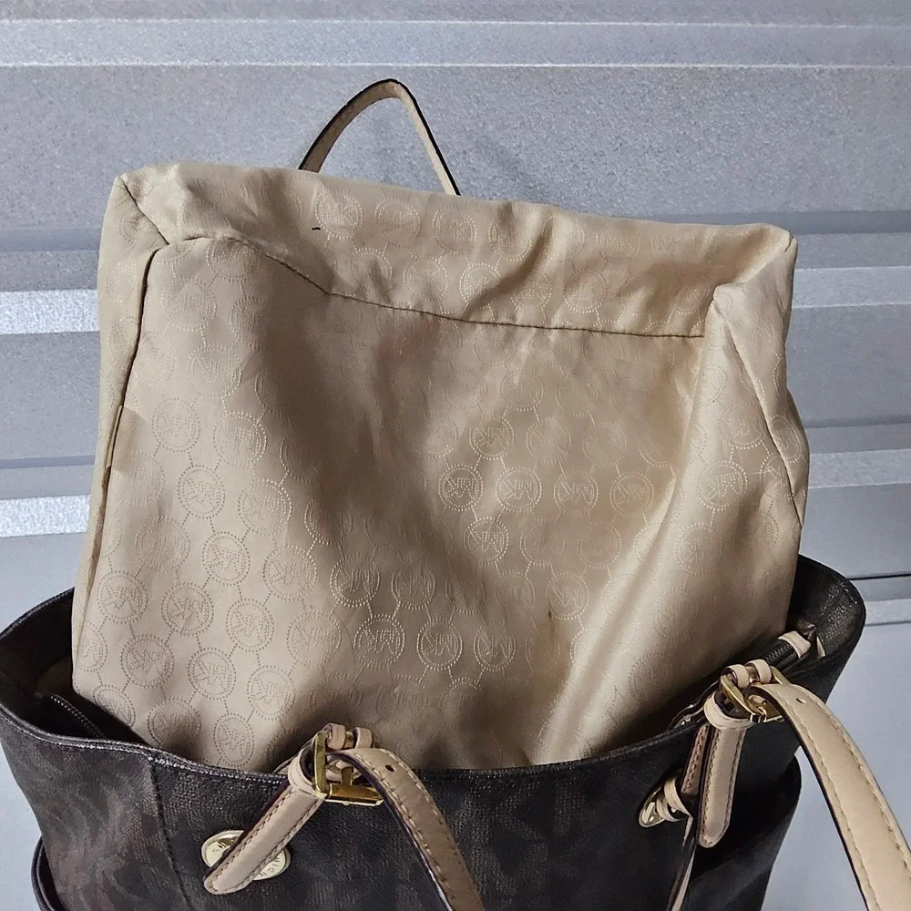 Michael Kors Tote Bag Purse Satchel Brown Signature Print Shoulder Bag - Picture 4 of 16